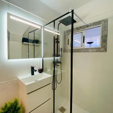 B&l * Santa Cruz de Tenerife